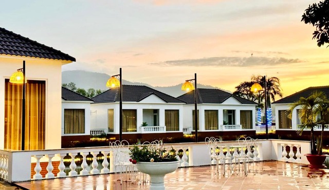 Rồng Vàng Resort