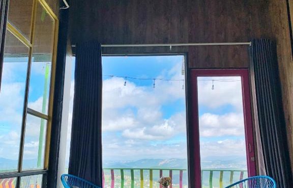 Rainbow Homestay Cầu Đất