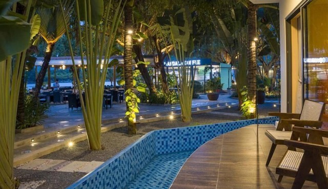 Reign Resort