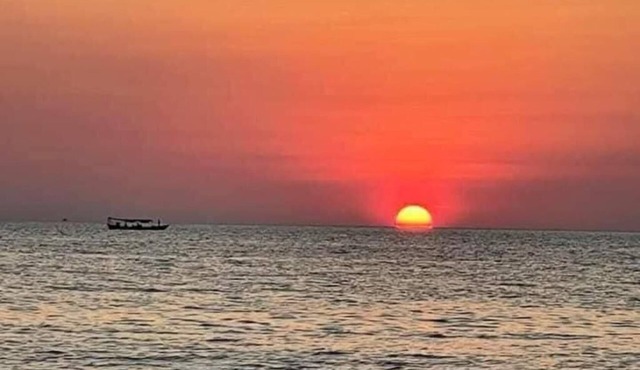 Relaxing 1-bedroom resort with AC in peaceful Preah Sihanouk #7