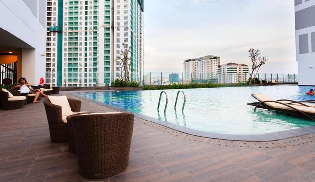 RIVER Gate - Infinity Pool & Gym - SAI GON
