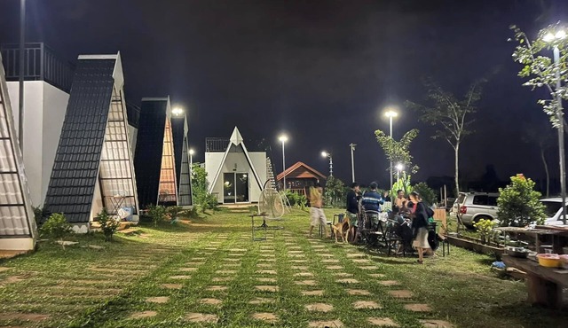 Romnea Moon Resort