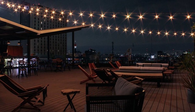 Rooftop Deck with Majestic Views! 4 Units, Minutes Away from Barrio Almeda