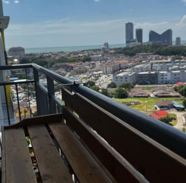 RooftopSunset Views Luxury Penthouse 2-8pax