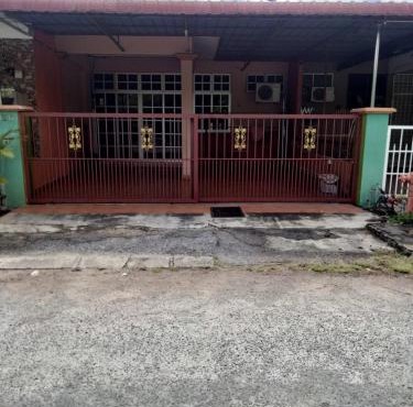 Rosira Homestay