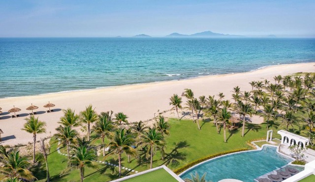 Royal Beachfront Resort & Spa Hoi An Danang