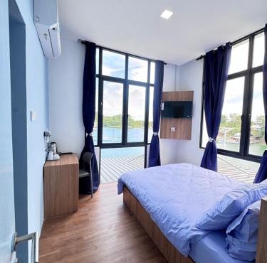 RTS - BluLake Guesthouse Tasik Biru Bau