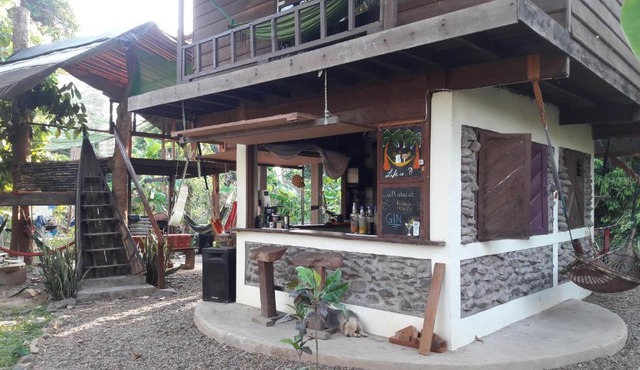 Rudi Mental Holiday Lodge