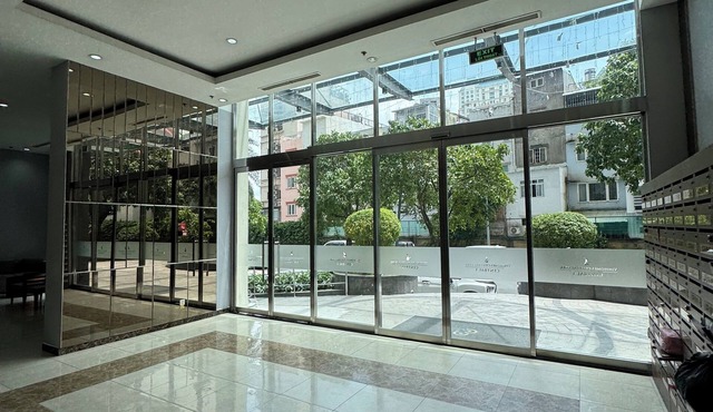 Saigon Landmark81 & Vinhomes JT Apartment