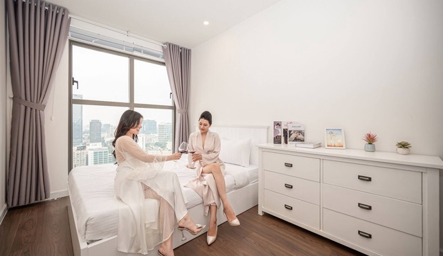 Saigon Royal Apartment 2BR with Panorama City View
