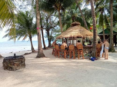 Salacia Palmbeach Hostel