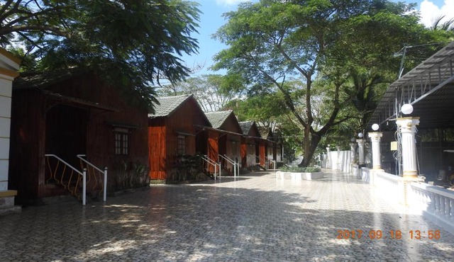 Satraco Royal Hotel
