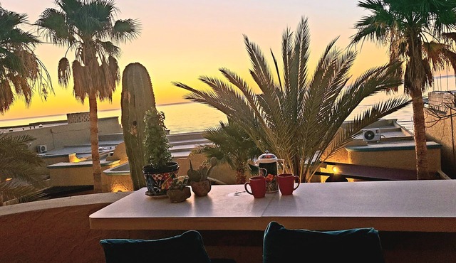 Seaside Retreat for Two