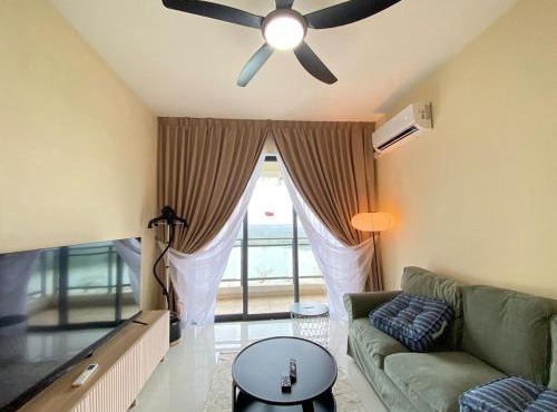 Seaview 2B1R 4 pax Condo Forest City 1G-2908