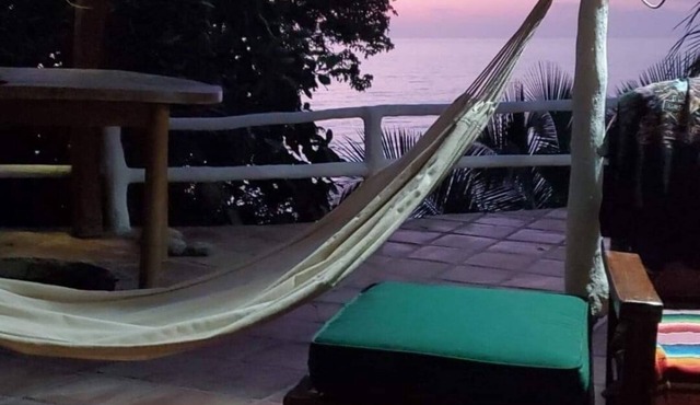 Secluded, romantic oceanfront paradise