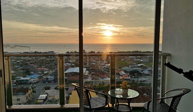 Sekinchan SeaView Homestay 134 高楼看海阳台民宿