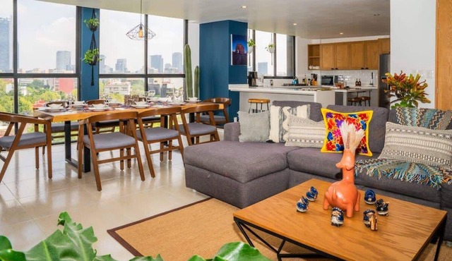 Serenity Condesa Condo w/Castle sunset view & AC