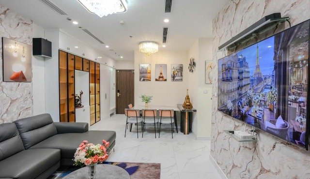 Shi House -Modern Luxury 2BR Apartment BE3 Beverly