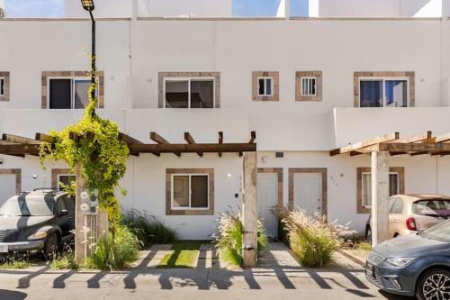 SHINYADO Casa de Huéspedes Cabo San Lucas