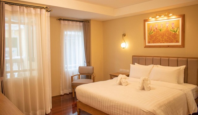Siri Ratchadamnoen Bangkok Hotel