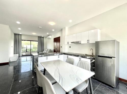 Sky Hotel - Cinema rooms & Apartments - Free laundry