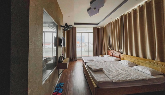 Sky Hotel