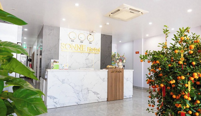 Sonne Hotel