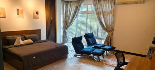 Spacious 5BR Semi-D Perdana East Lake Cyberjaya