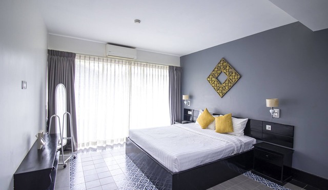 Spacious Apartment in The Top Attractions of Siem Reap - 002
