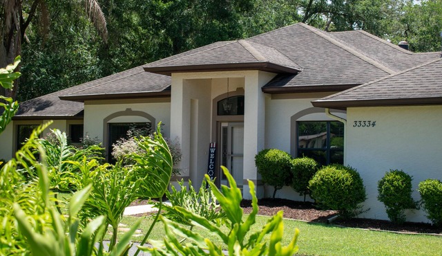 Spacious lake view home near Historic Downtown Mount Dora! in Eustis