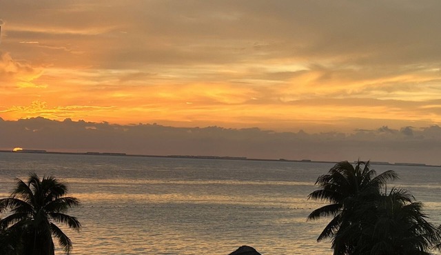 Spectacular Oceanfront Luxury 2 Bedroom Condo on North Beach!