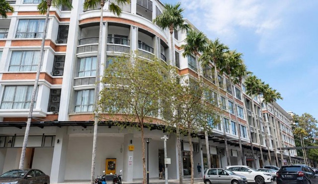 Staycay Family Suites Miri City
