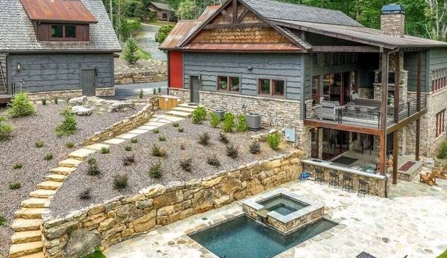 Stone Pool Lodge | Blue Ridge, GA in Blue Ridge
