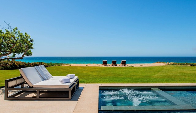 Stunning Beachfront Modern Villa w/Pool & Sea of Cortez View In Ritz Complex
