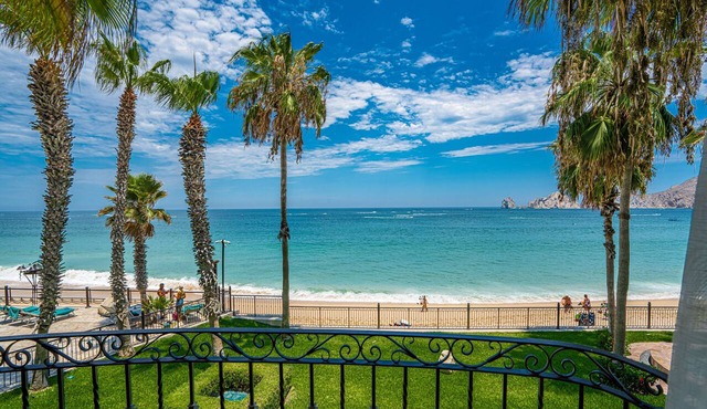 Stunning Medano BEACHFRONT Studio on 2nd Floor in 5 Star Luxury Resort & SPA