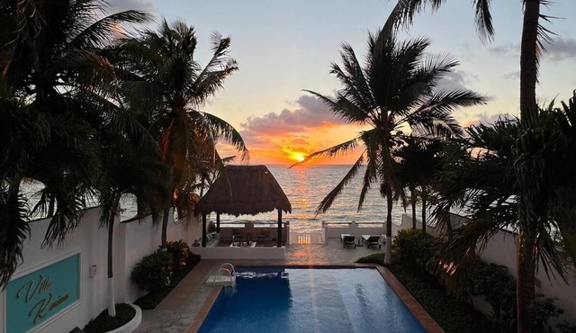 *Stunning Oceanfront 5 BDRM Villa With Amazing Views Of The Caribbean Sea!*