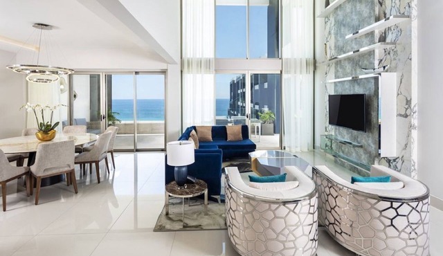 Stylish Luxury 3-Bdroom Loft in Premium Mexico Location - SPACE AVAILABLE BOOKIN
