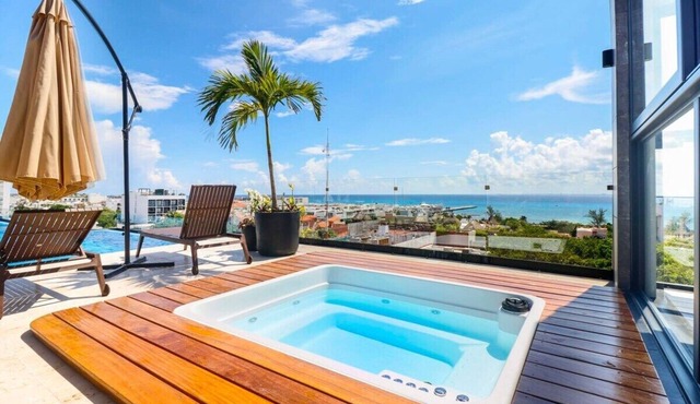 Stylish Studio with Top Amenities: Pets Welcome!