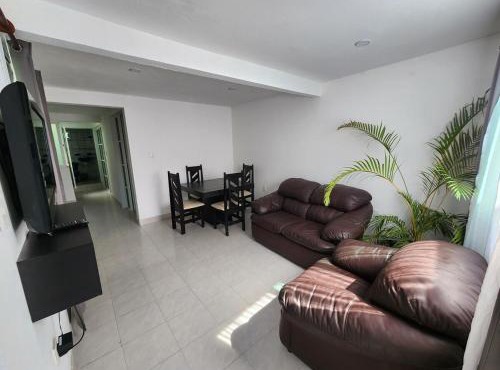 Suite 2 blocks from Estadio Banorte