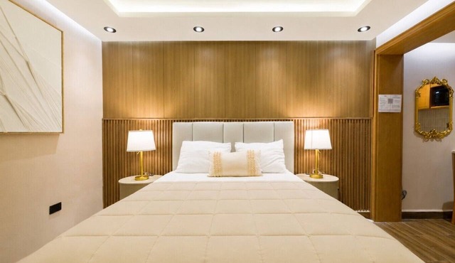 Suite Rubí Red Room | Prime Location in Centrito Valle in San Pedro Garza García