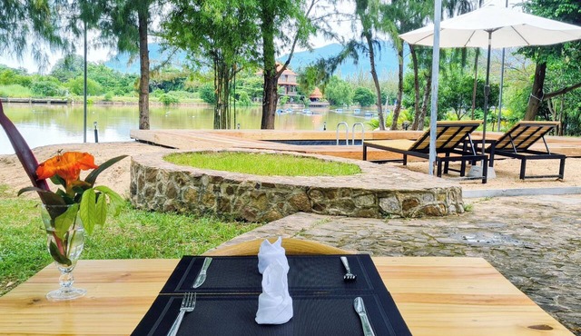Sun&Roots Lodge Restaurant and Bar