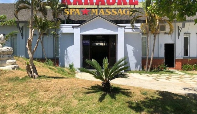 Sun & Sea Resort- Standard Unit 13
