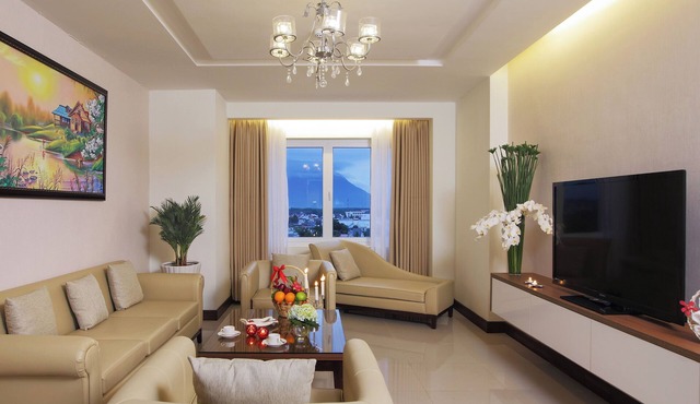 Sunrise Hotel