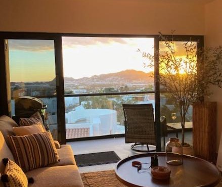 Sunset view Penthouse 302