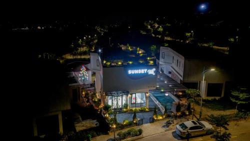 Sunset Villa Legacy Hill Resort