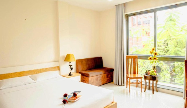 Sunshine Luxury Hotel