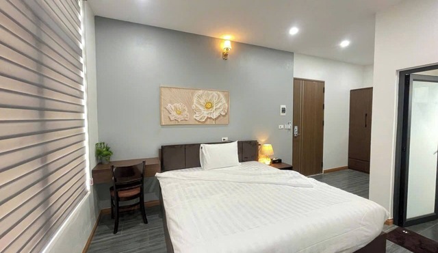 Sunshine Mini Hotel in Pho Yen