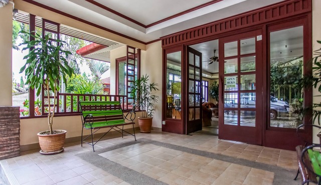Super OYO 89300 Zen Garden Resort
