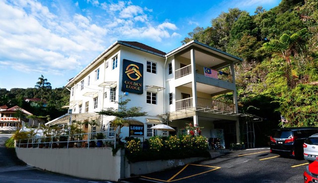 Swing & Pillows - Golden Lodge Tanah Rata, Cameron Highland