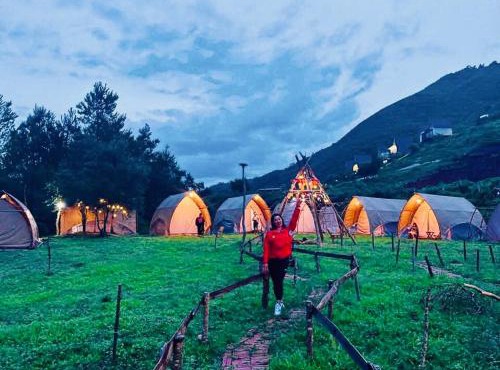 Tà Xùa Glamping
